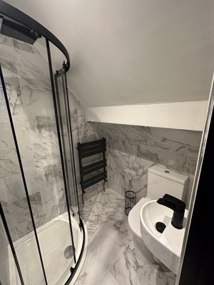 Photo 28- click for photo gallery